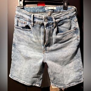 Zara slim denim Short sz31